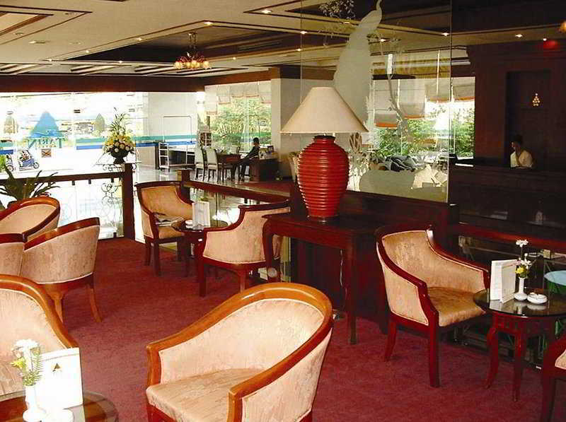 Tarin Hotel Chiang Mai Exterior foto